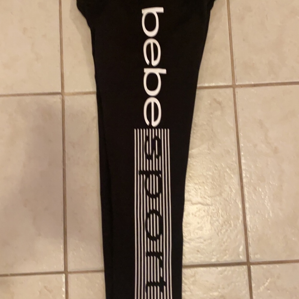 Bebe Leggings.